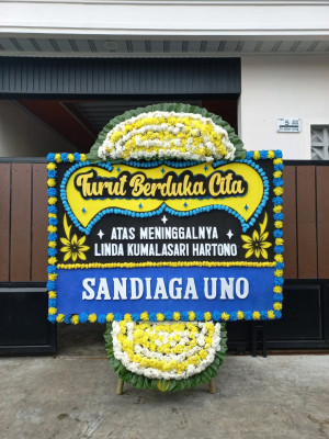 Papan Bunga Duka di Gedang